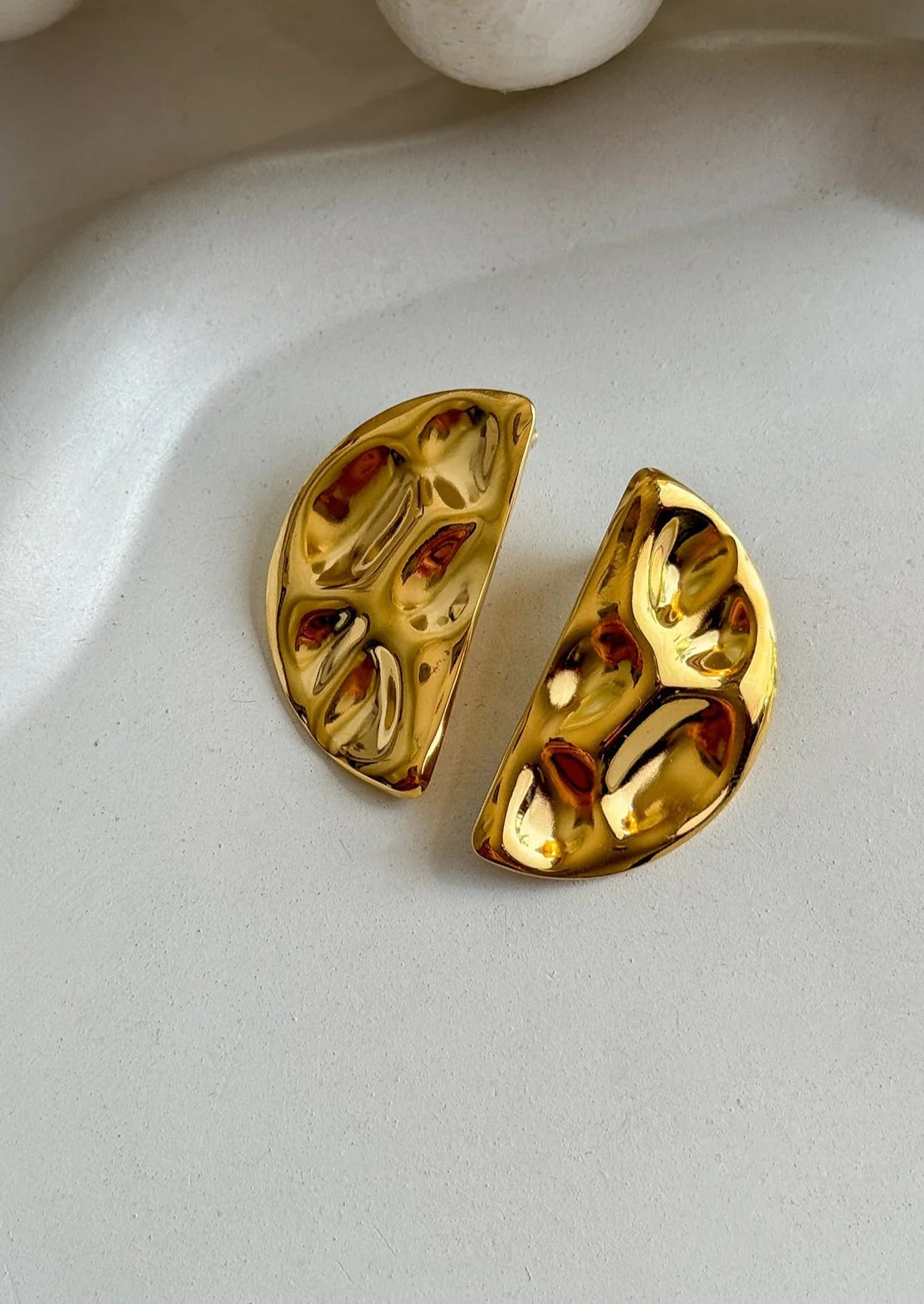 Diane gold earrings