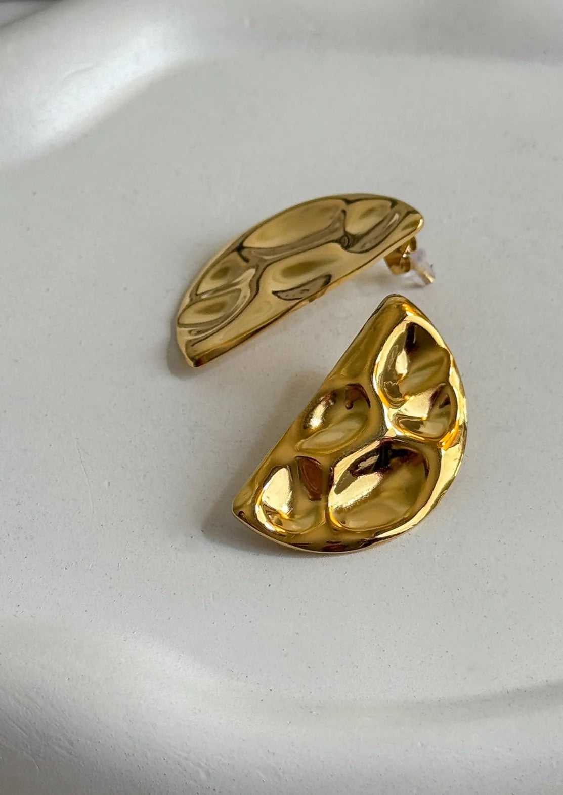 Diane gold earrings